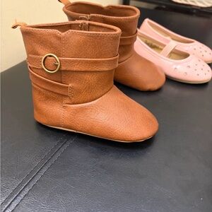 Baby girl boots